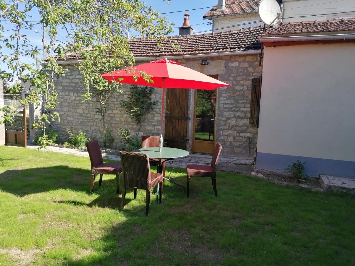 Charmante Maison Pres De Vezelay Voutenay-sur-Cure Eksteriør bilde